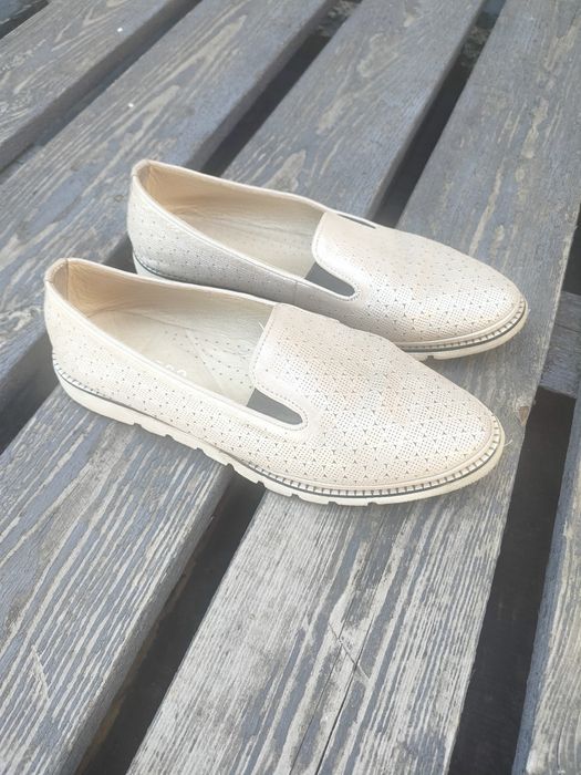 продам женскую обувь 40-41р