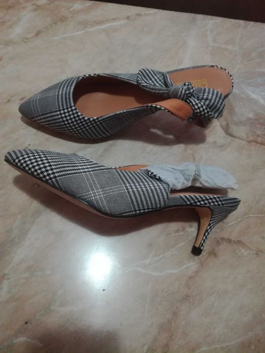 Пролетно-есенни обувки