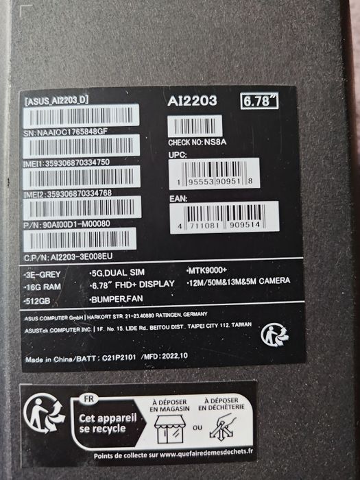 Продавам Asus Rog Phone 6D Ultimate 16Gb ram 512Gb storage