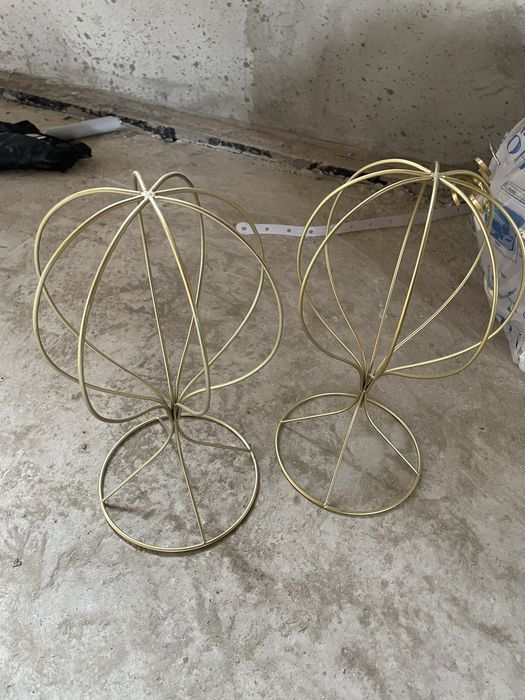 Манекен, вешалки