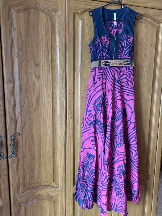 Продам вечерние платья 46р