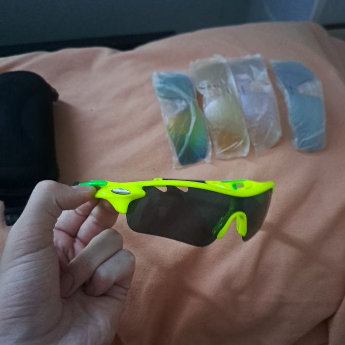Продам срочно      .