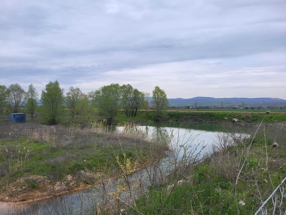 Продава микроязовори (зе еделска земя)