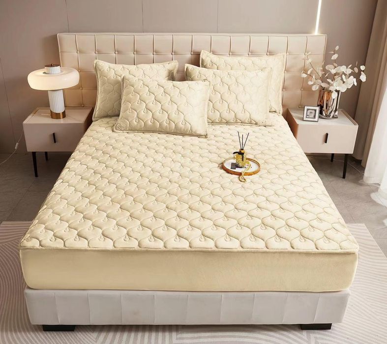 Huse topper de pat și 2 fete de perna