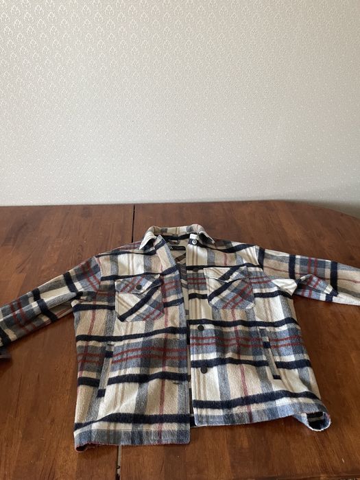 Одежда,хорошего качества почти новые!!