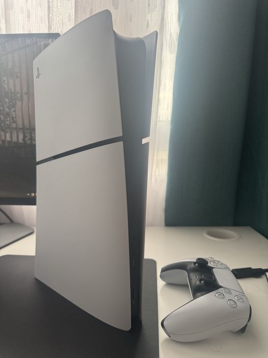 Ps5 slim 825GB