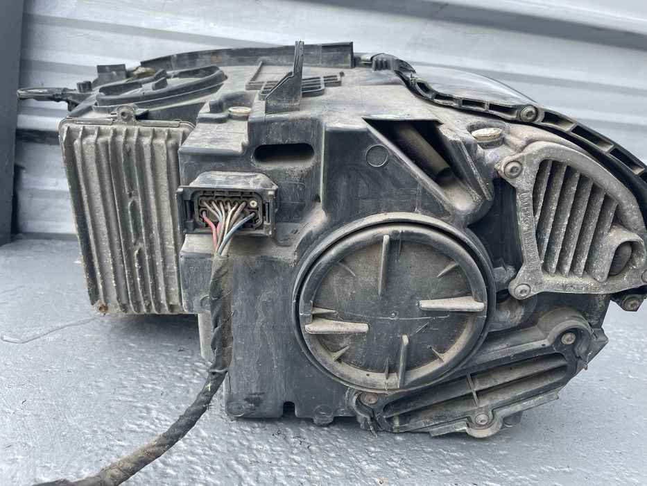 Адаптив Лед фарове БМВ Х5/ Х6, Ф15/ Ф16 (adaptive led bmw f15)