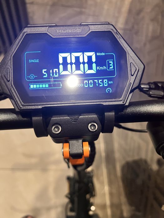 Продам электросамокат kugoo g2 pro max