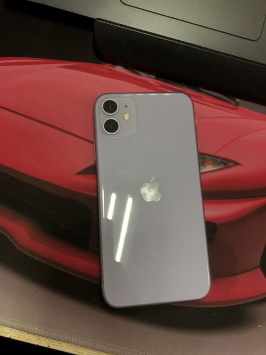 Айфон 11 продам в срочном порядке
