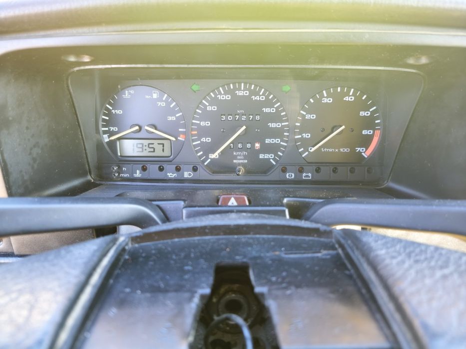 Продавам Пасат 2 комби с теглич