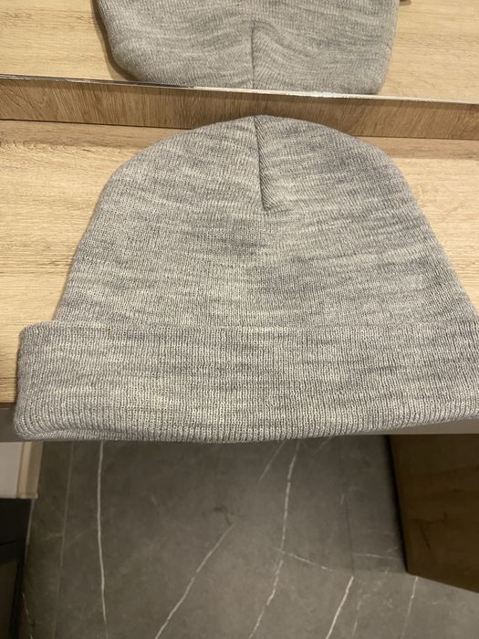 Нови Зимни Шапки - Nike, Ellesse, Bershka