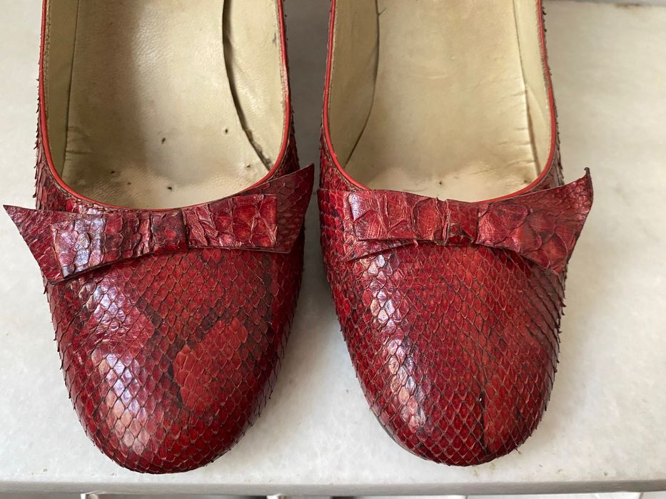 Pantofi din piele de sarpe marime 36