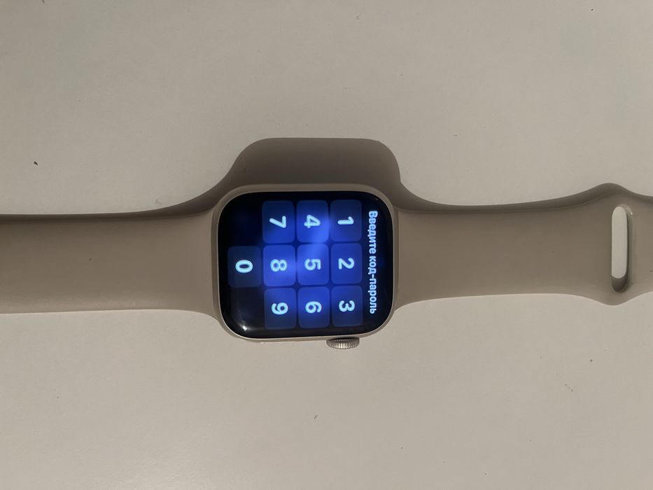 Apple watch 8  41 mm продается
