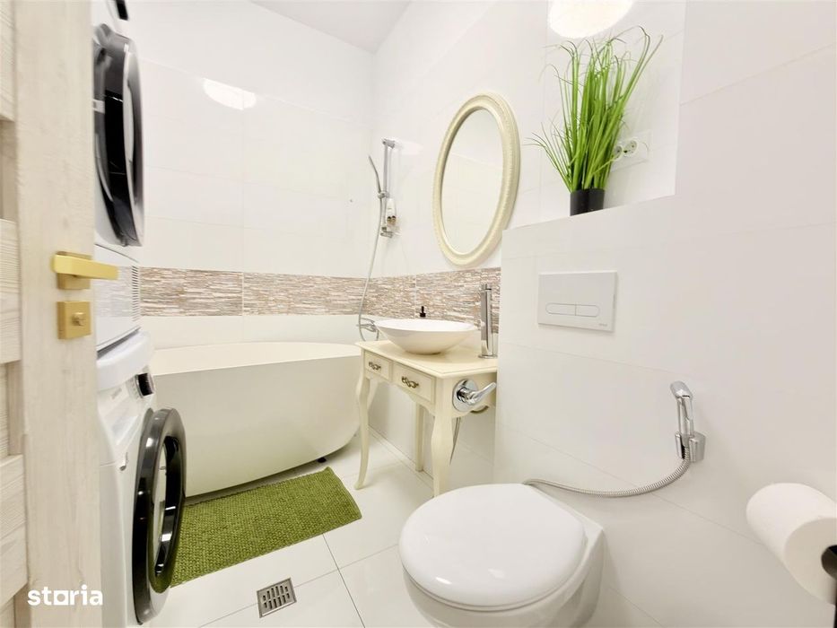 Apartament 3 camere tip penthouse Petru-Poni