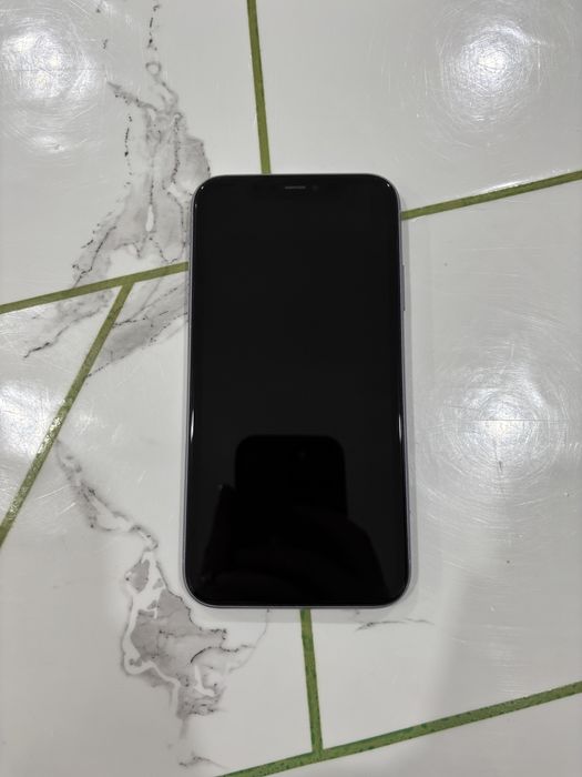 Продам Iphone 11 64gb
