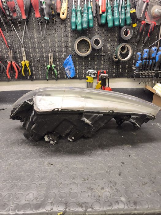 Фар suzuki vitara