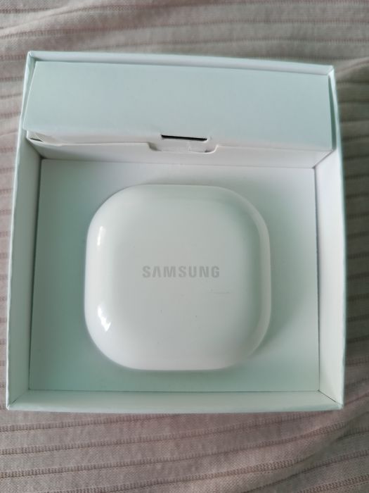 Galaxy Buds Fe безжични слушалки