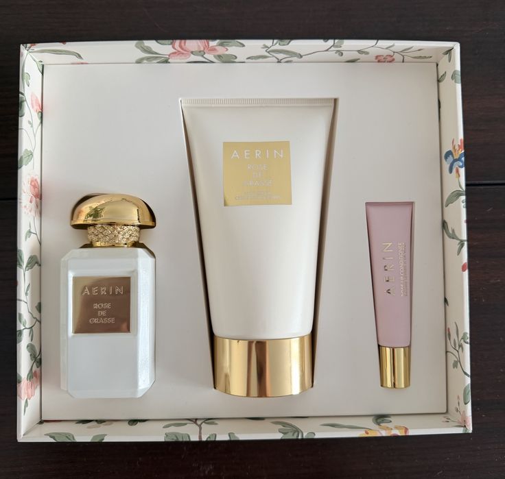 Продаю набор AERIN Rose de Grasse Holiday Gift Set