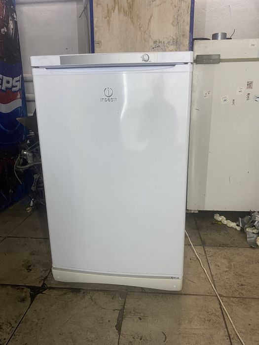 Продам морозильник