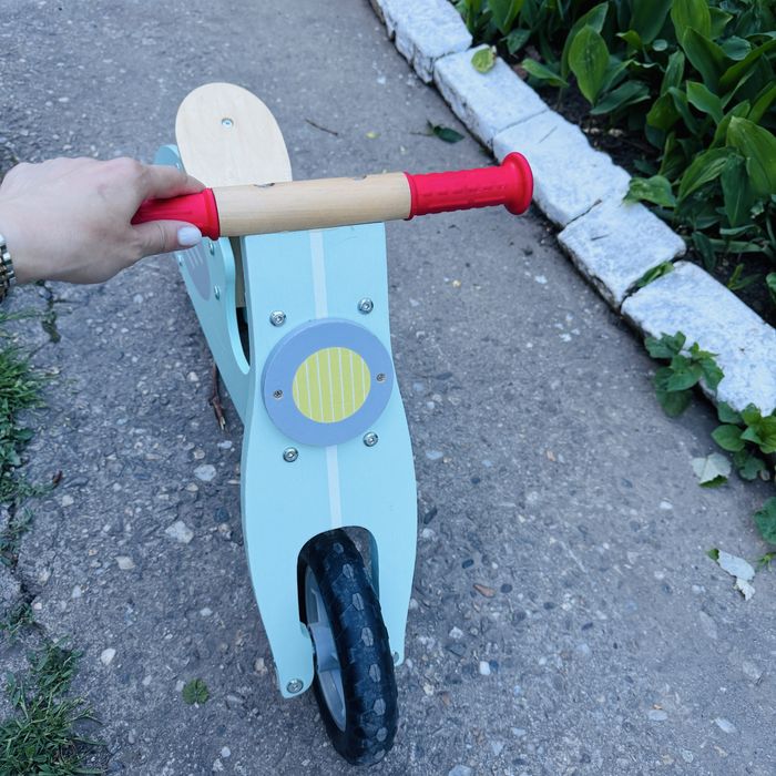 Bicicleta de echilibru fara pedale