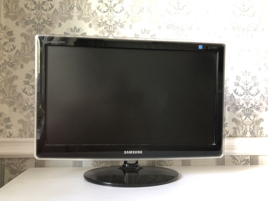 Монитор Samsung Syncmaster P2270