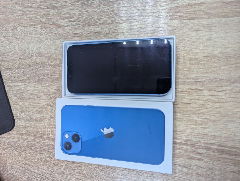 Продам IPhone 13 128gb