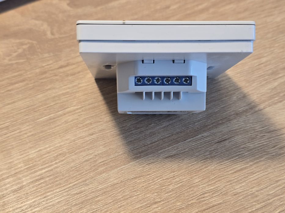 Termostat Salus VS30W