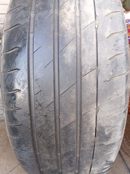 Продам летние шины Бриджстон