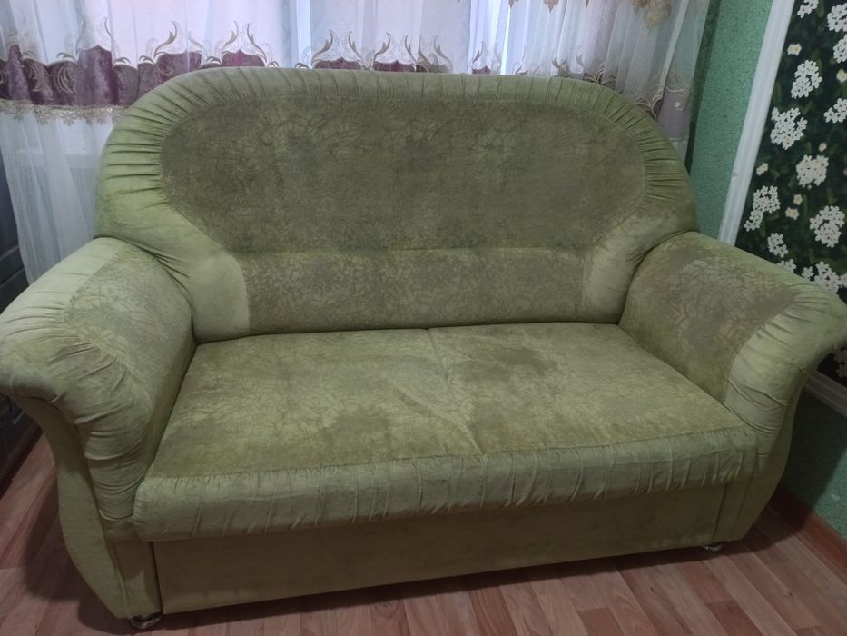 Продам диван в хорошем состоянии