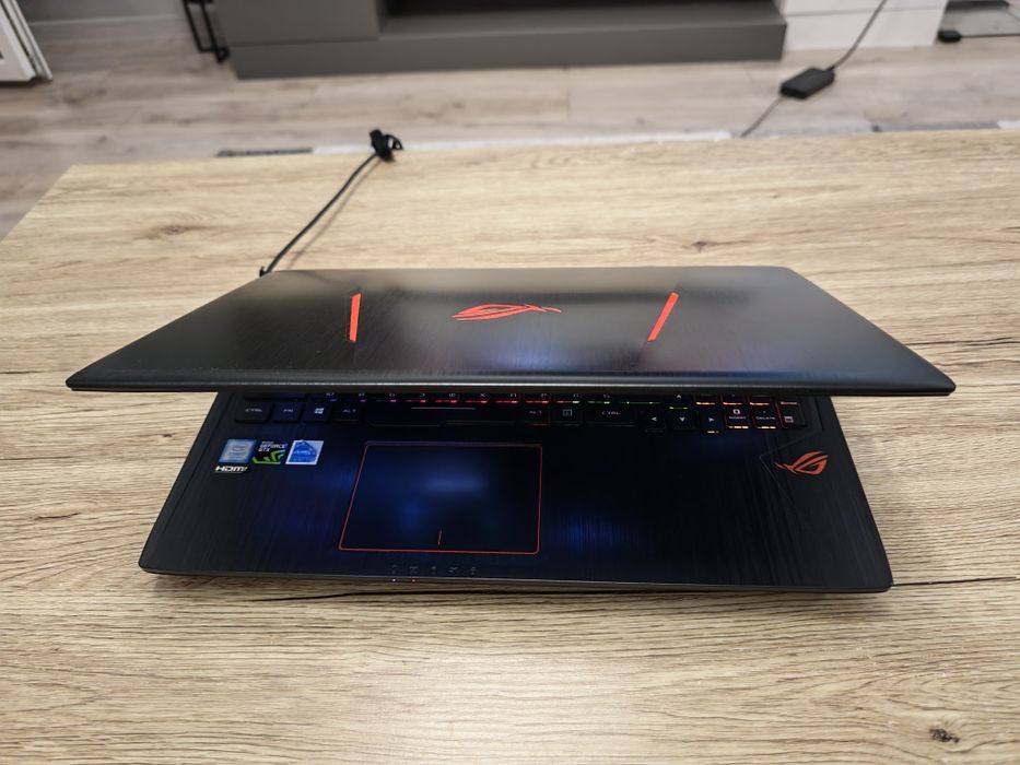 Asus ROG GL553  i7 /16gb ddr4 / GTX 1050ti / 512nvme,  1tb hdd.