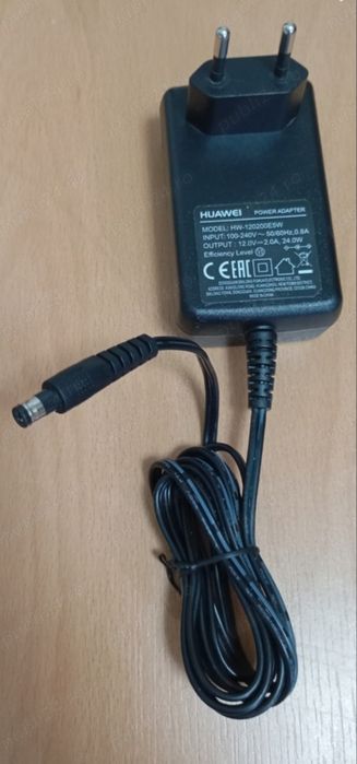Vând Alimentator HUAWEI 12V 2 A ,cu mufa de 5,5 mm,nou