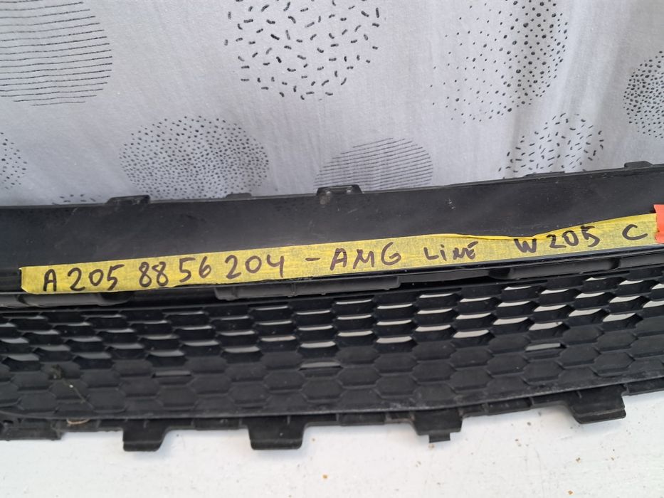 Грил решетка предна броня Mercedes W205  W205 AMG