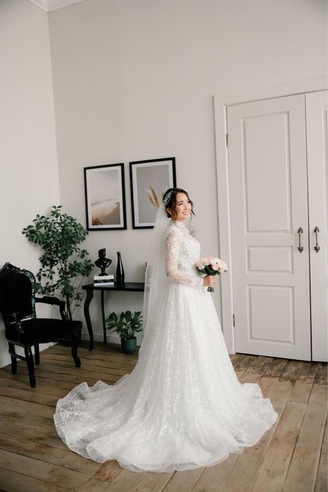 Свадебное платье 120.000 , 42р