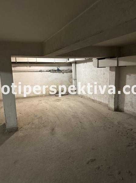 Продава се Гараж / Паркомясто в Пловдив, Кючук Париж - 28 кв.м за 822 €/кв.м - Снимка #2