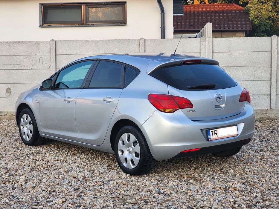 OPEL Astra 2012 — imagine 5