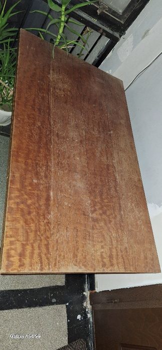 Разтегателна холна маса с повдигащ се механизъм