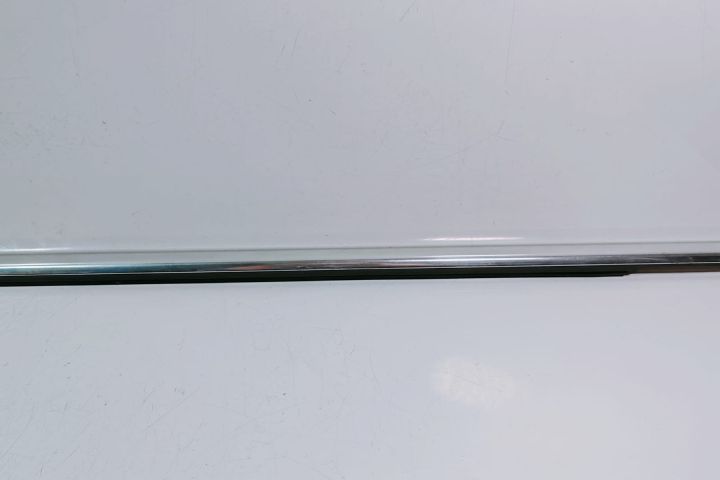 Ornament crom stanga fata  3C4837475/6 Volkswagen VW Passat B6