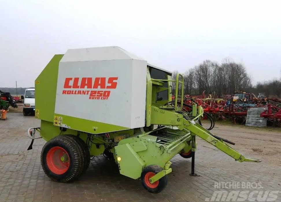 Presa balotiera 34 Claas Rollant 42 ata plasa 46 balot 120x120 an 2015