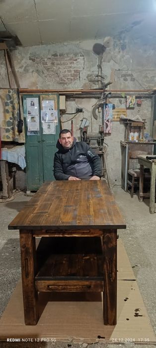 Дървена маса/масив/