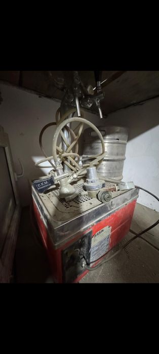 Пивной аппарат с кегой