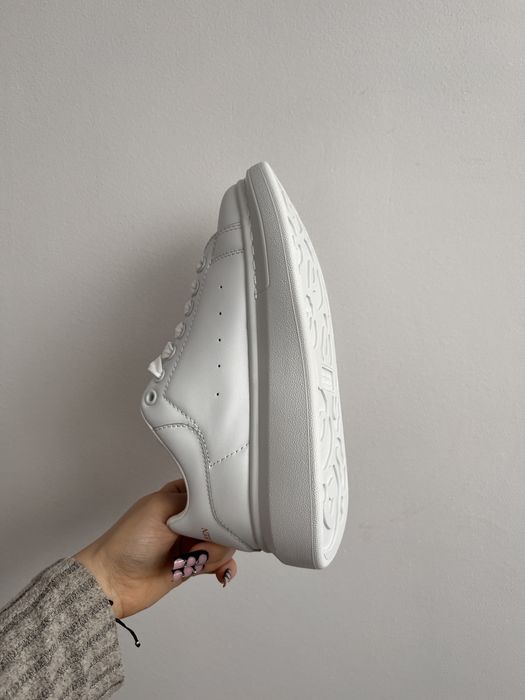 Sneakers Alexander McQueen, mărime 37