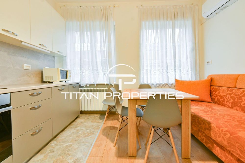 Дава се под наем Двустаен апартамент в София, Център - 68 кв.м за 797.64 € - Снимка #5