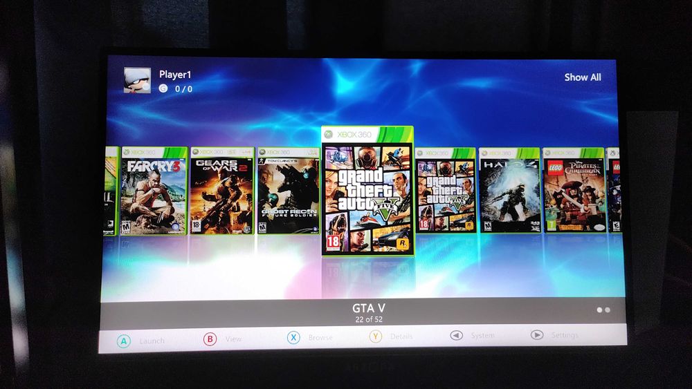Xbox 360 modat ,50 de jocuri de top,GTA 5,Minecraft,NFS,maneta,cabluri