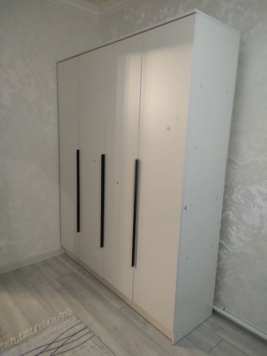 4 дверные шкафы по 85000