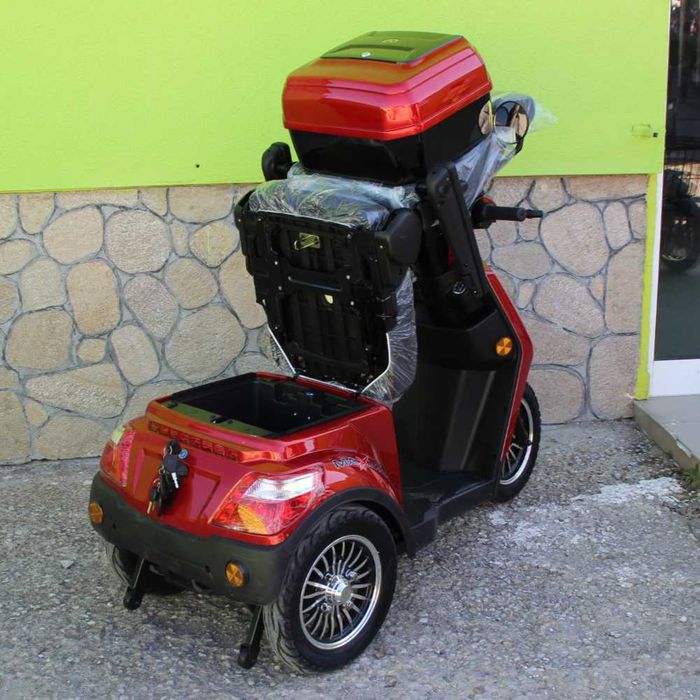 Електрическа триколка Max Motors FM2 PRO 1800W, 25Ah, RED