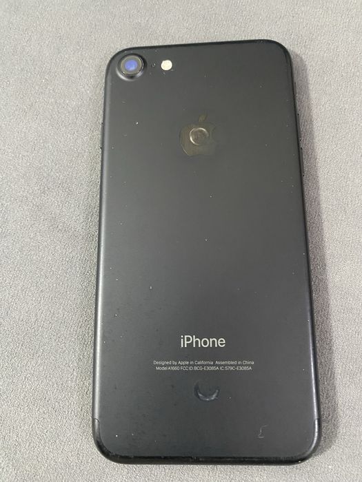 Продам Iphone 7 black 32gb