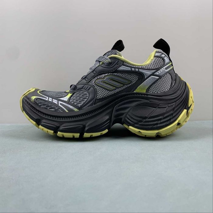 Balenciaga 10xl 2024