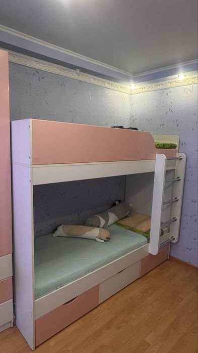 Кровать двухярусная