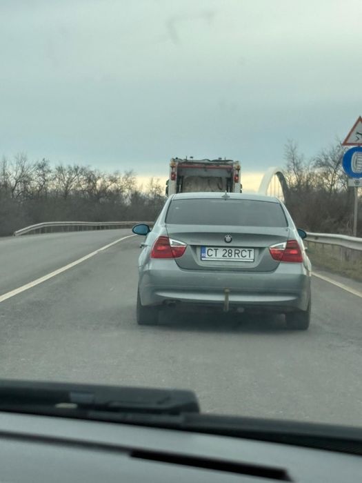 Vând BMW e90 2.0d 163 hp ...NU FAC SCHIMBURI