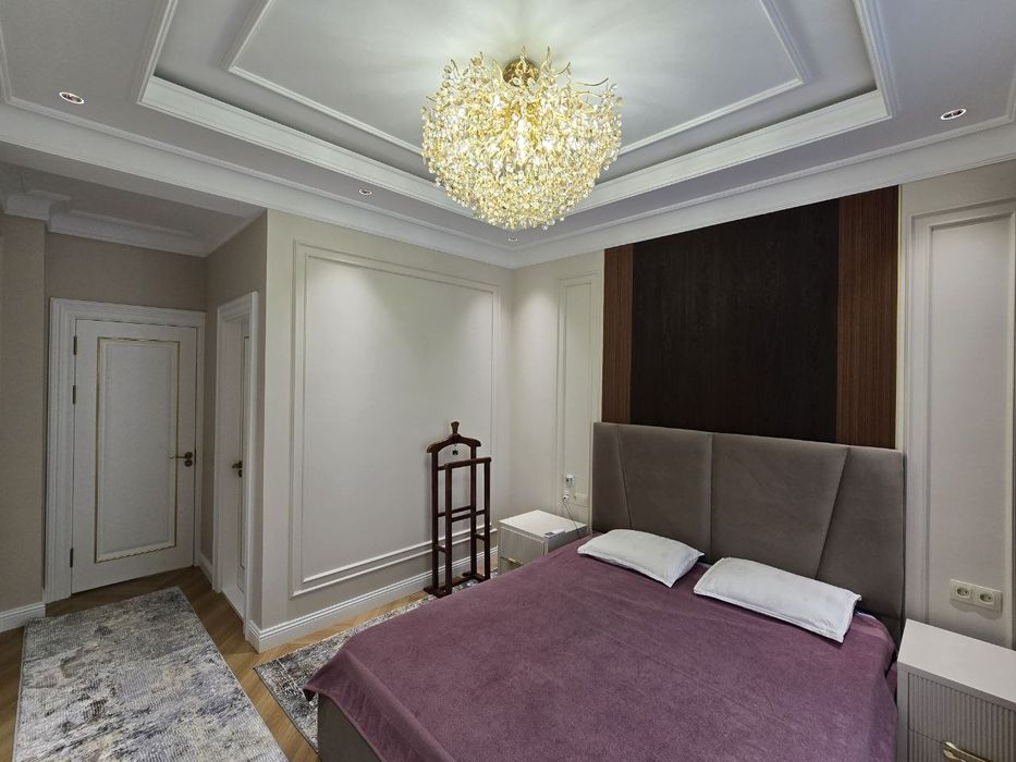 Срочно продается квартира на Юнусабаде в новом доме ЖК "High-Town".